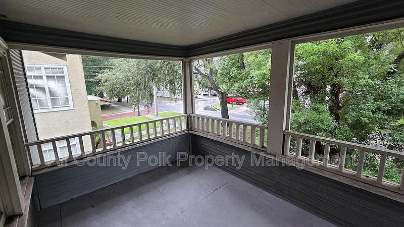 2 bed, 1.0 bath, 1005 sqft, $1,395 — Photo 3