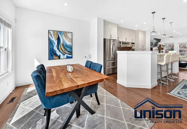 47 N Evanspark Rd NW — Photo 35