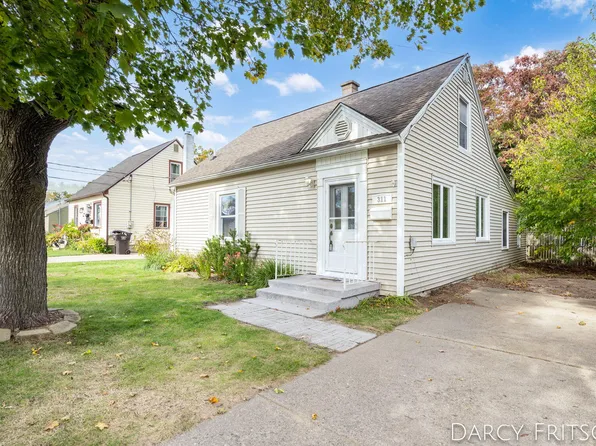 311 Jean St SW, Wyoming, MI 49548