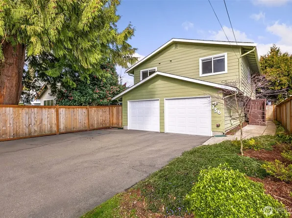 736 N 104th Street, Seattle, WA 98133