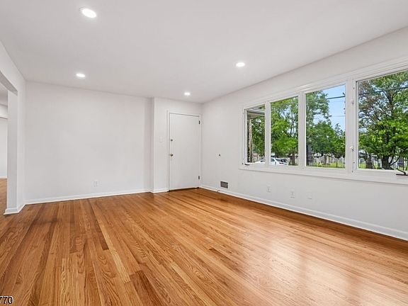 3rd image of 59 Division St Floor 1