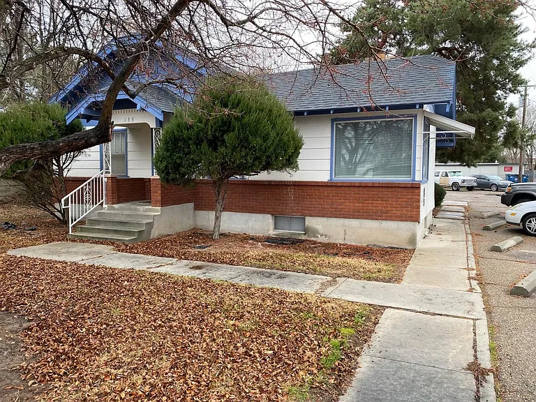 135 Davis Ave #3 — Photo 8