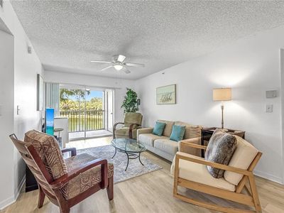 8851 Colonnades CT W #126, Bonita Springs, FL, 34135