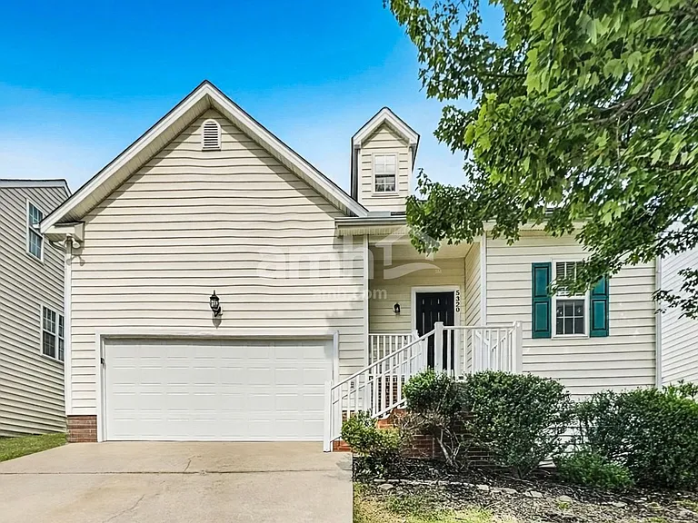 5320 Sahalee Way — Photo 1