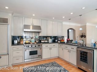 1411 10th St, Coronado, CA 92118