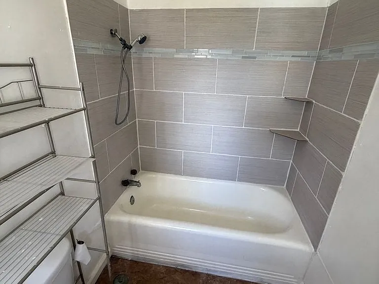 148 E Herndon St — Photo 11