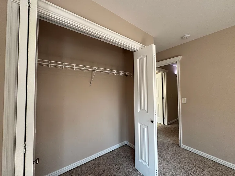 4467 Castlerock Dr — Photo 54
