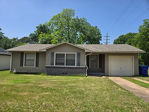 1526 N Binkley St Photo 1