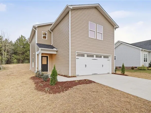 332 Poppy Ct, Eden, NC 27288