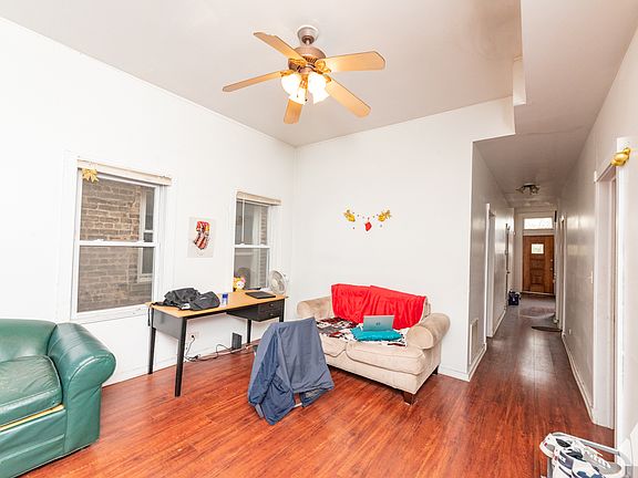 4th image of 1016 S Oakley Blvd #3