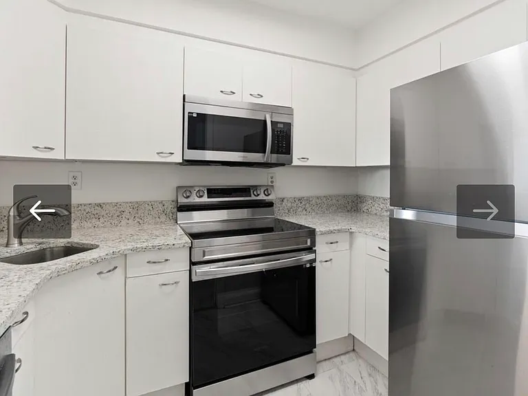 2870 Pharr Ct S — Photo 12
