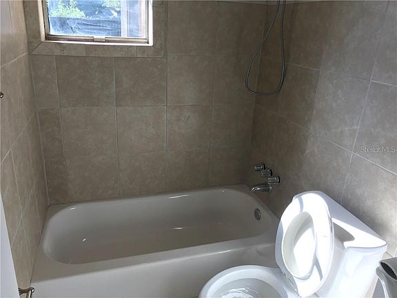 5th image of 5820 70th Ave N