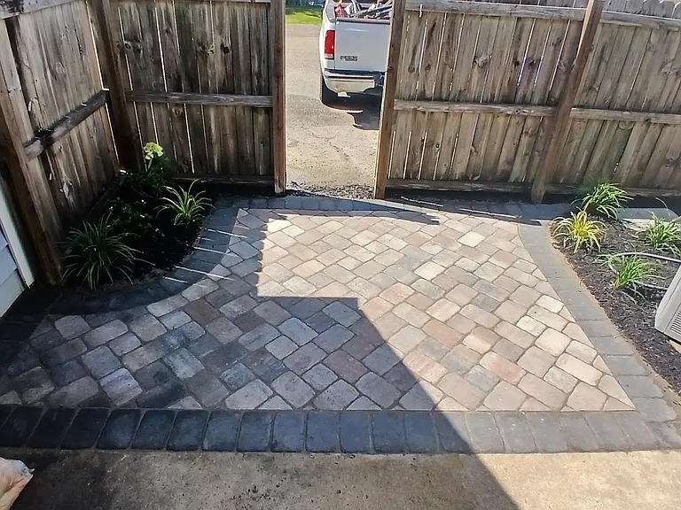 1683 Hunters Run Dr #1683 — Photo 13