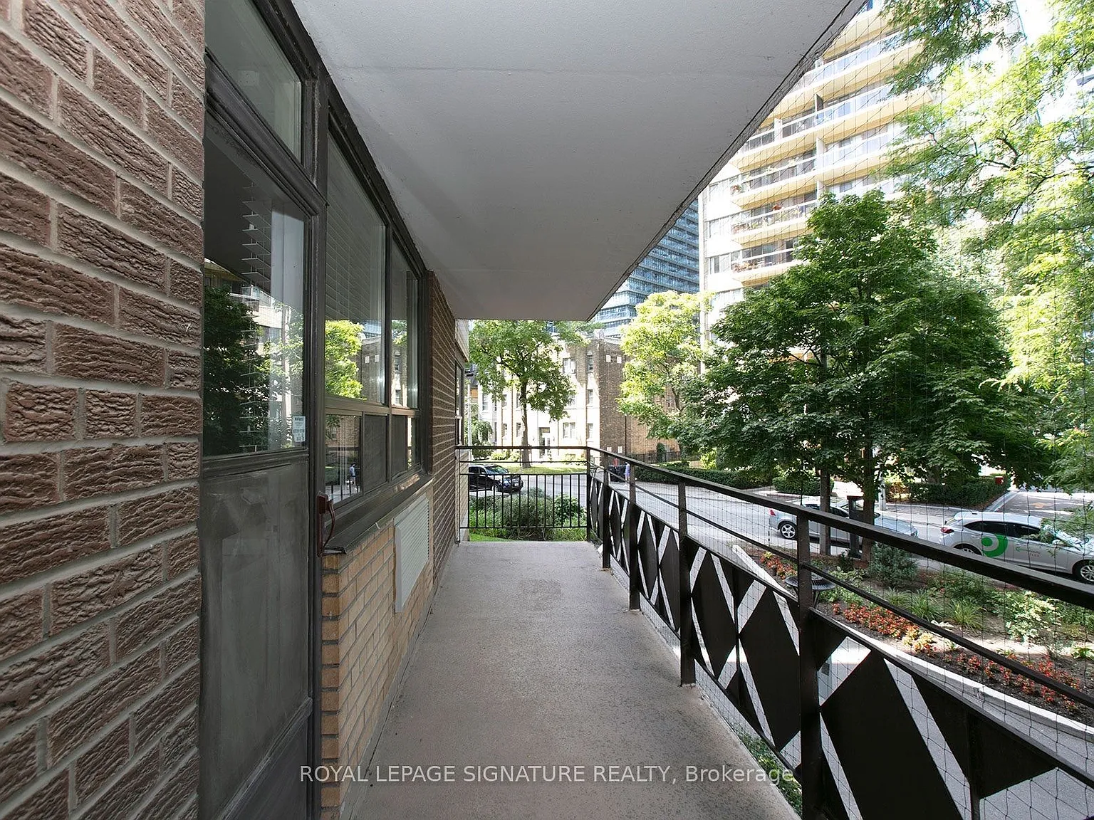 Studio, $2,095 — Photo 4