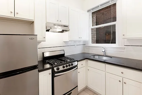 1112-1116 Sutter Street (278rc) Photo 1 1112-1116 Sutter Street (278rc) Photo 1