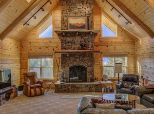 662 Woodys Way, White Bird, ID 83554