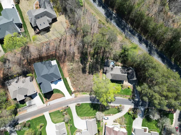 182 Saligugi Way, Tellico Plns, TN 37774