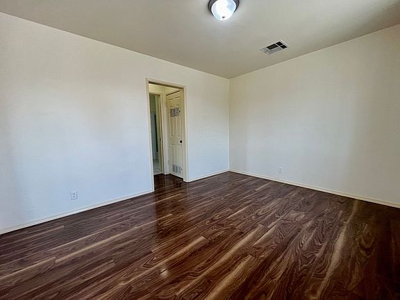 2nd image of 1307 W 101st St #1311