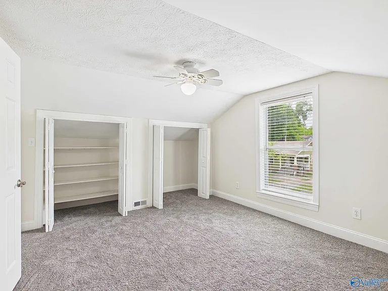 501 Prospect Dr SE — Photo 29