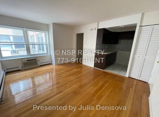 6830 N Sheridan Rd APT 363, Chicago, IL 60626