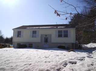 81 Stackpole Rd, Somersworth, NH 03878