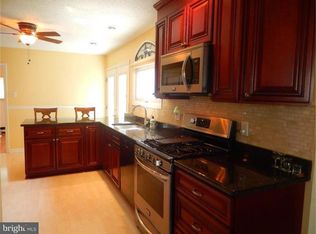 220 Bailey Ave, Maple Shade, NJ 08052