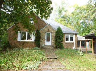 416 E Four Mile Rd, Racine, WI 53402