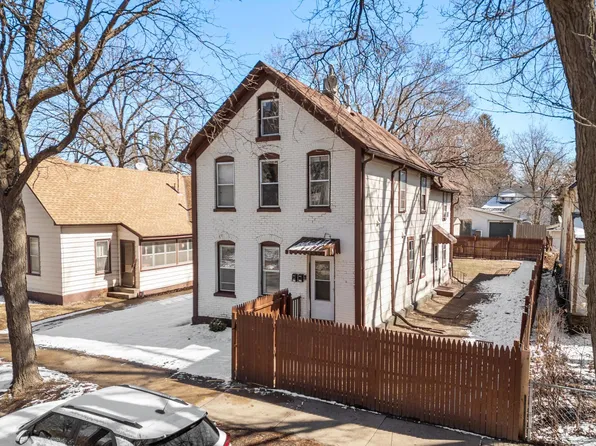 1611 Grand St NE, Minneapolis, MN 55413