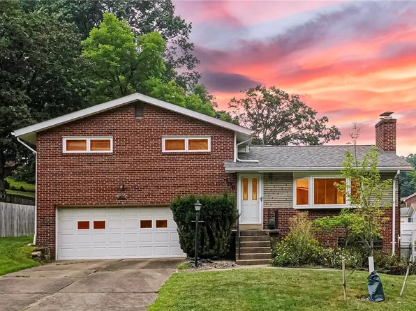 306 Maize Dr, Pittsburgh, PA 15236