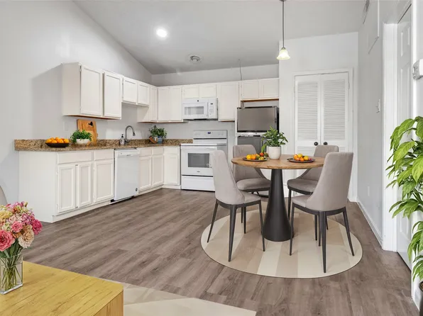 6108 Abrams Rd APT 428, Dallas, TX 75231