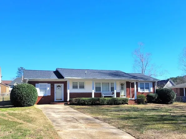 111 Ronnie Dr, Greenwood, SC 29649