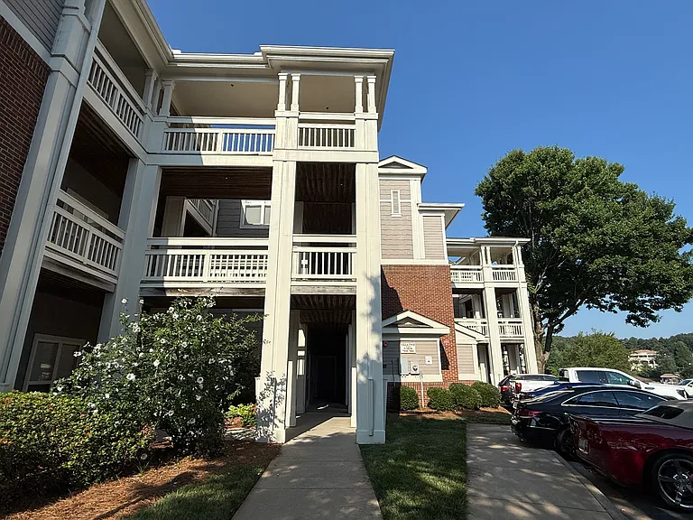 7834 Village Harbor Dr — Photo 3
