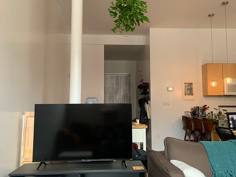 100 Pearl St #4 — Photo 8