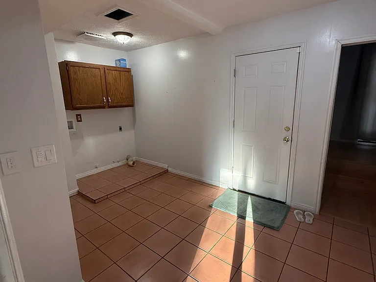 10832 S Fruitwood Ct — Photo 5