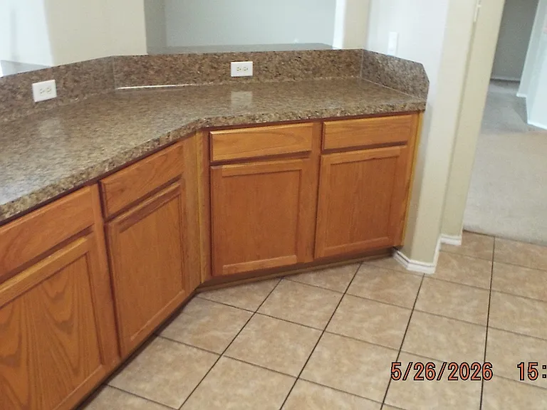 2064 Dove Crossing Dr — Photo 4