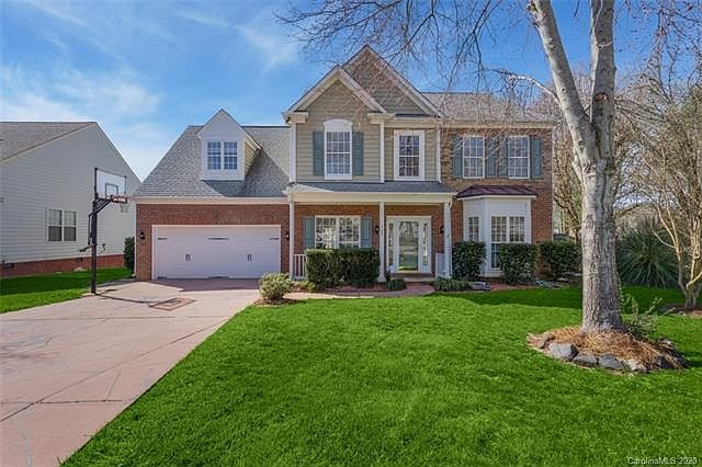 1st image of 105 Peralta Cir