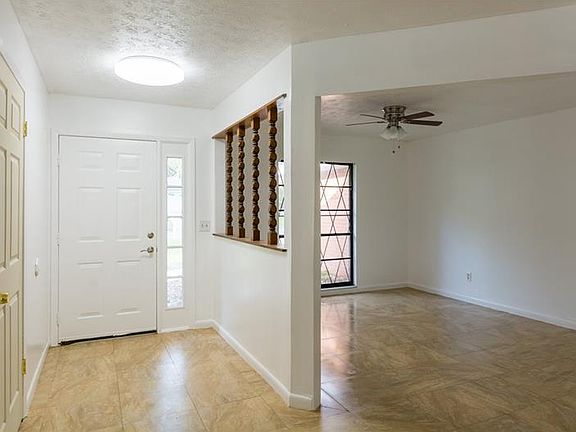 2nd image of 1017 Hollyberry Ct