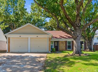 1933 Pin Oak Dr, Flower Mound, TX 75028
