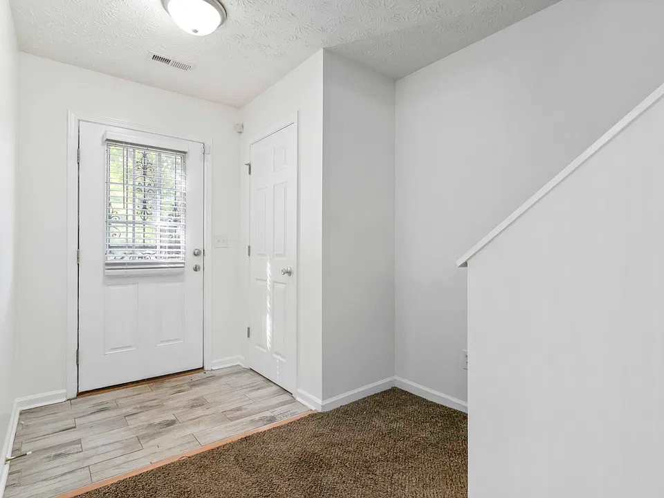 3009 Waldrop Cir