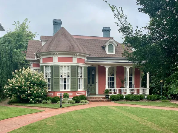 535 College St, Macon, GA 31201