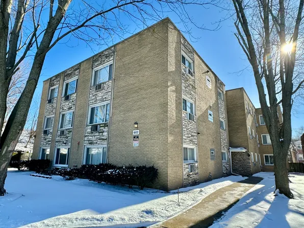 602 Mulford St APT 1C, Evanston, IL 60202