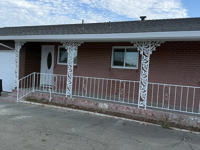 7401 Yosemite Blvd — Photo 22