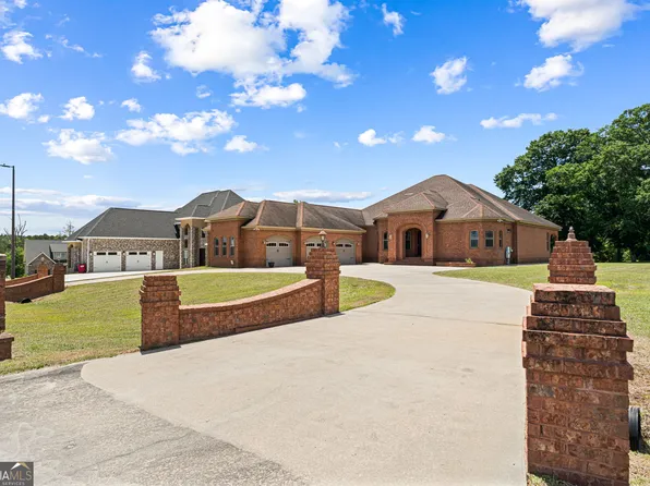 215 Little Hickory Dr, Lizella, GA 31052