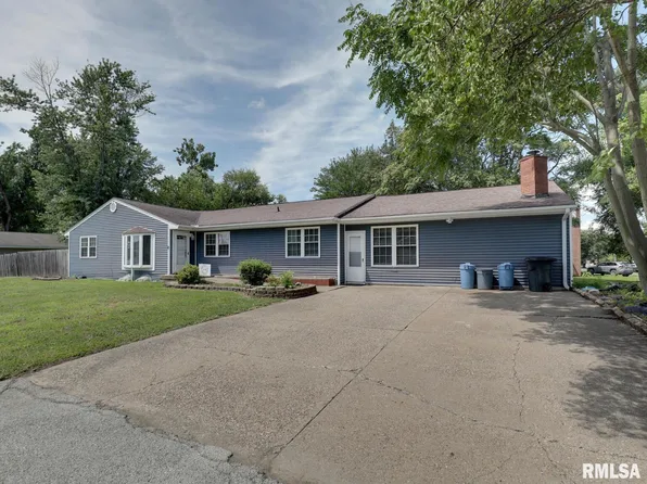 85 N Warsaw St, Nauvoo, IL 62354