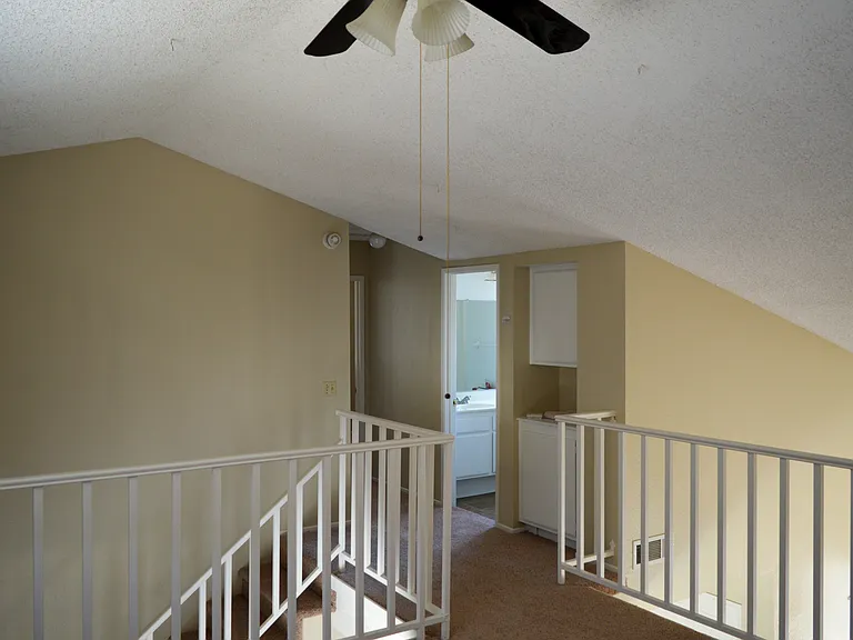 11249 Heathrow Dr — Photo 10