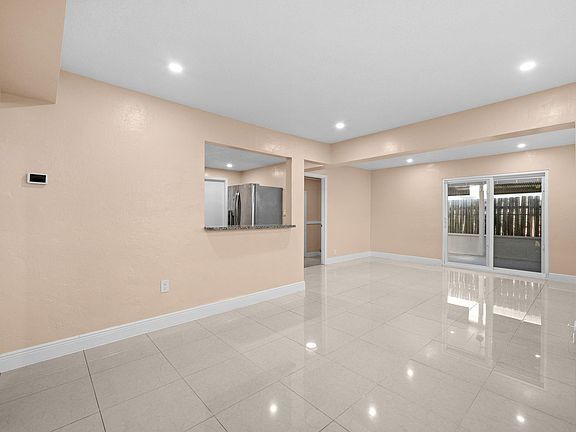 3rd image of 5844 SW 26th Street