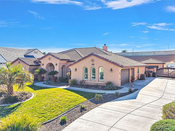 3rd image of 13370 Hidden Valley Rd