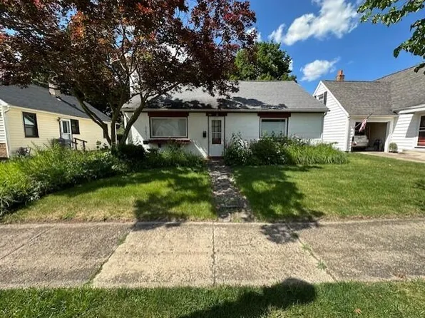 408 Walker St, Sturgis, MI 49091