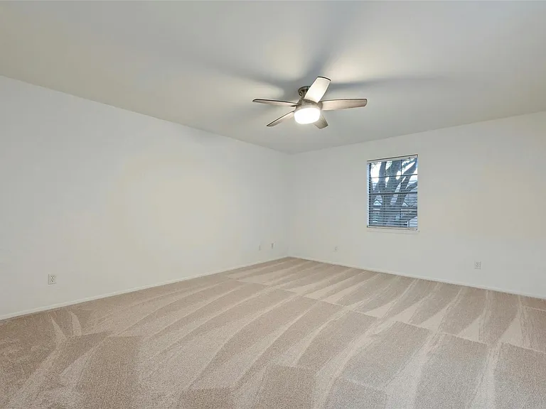 6637 Valleyside Rd — Photo 15