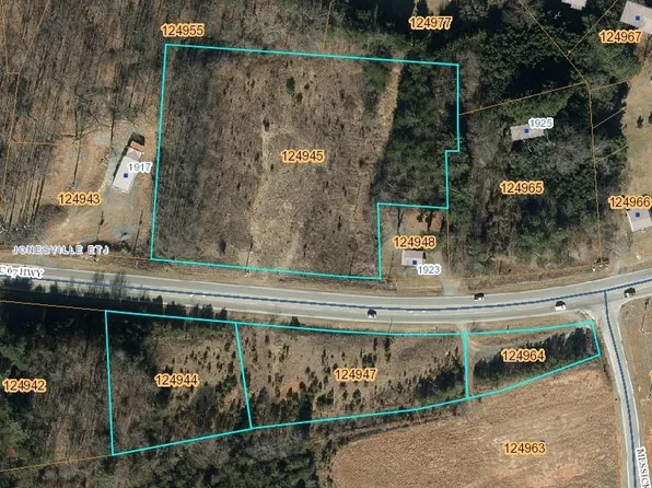 1924 State Highway 67, Jonesville, NC 28642